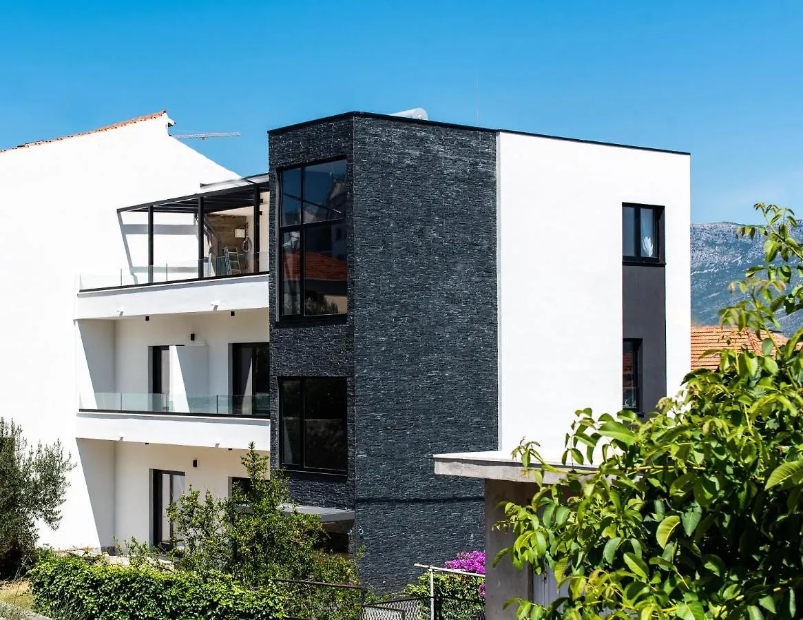 Samstag Split Otel Konukevi